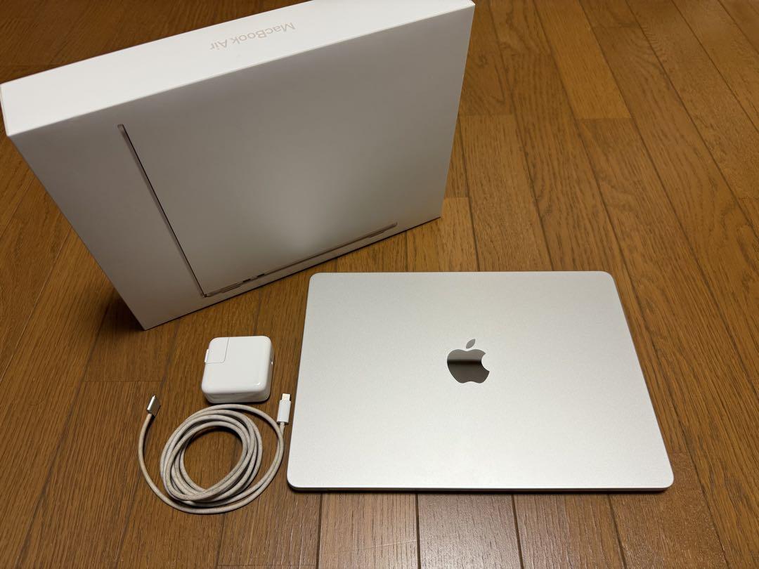 MacBook Air M2 13インチ スターライト 256GB メモリ8GB