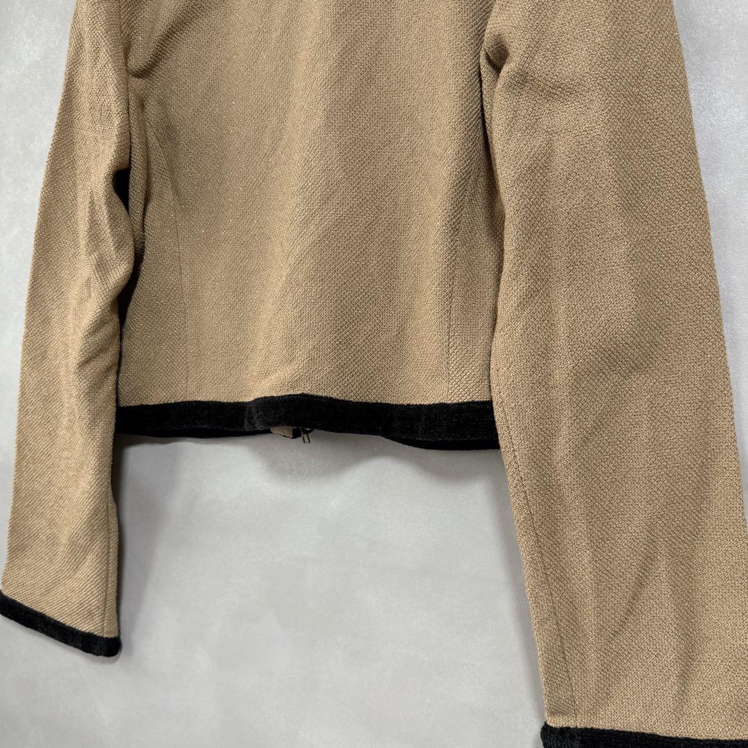 美品☆トゥービーシック パイピングノーカラージャケット 42 XL