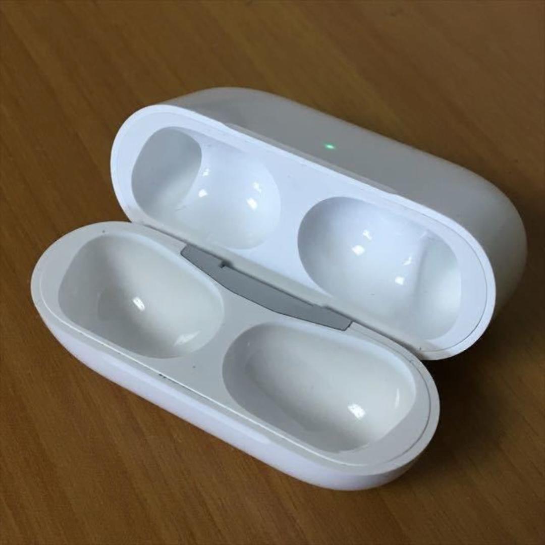 純正品】AirPods Pro 充電器 (充電ケース) のみ - イヤフォン最 安値