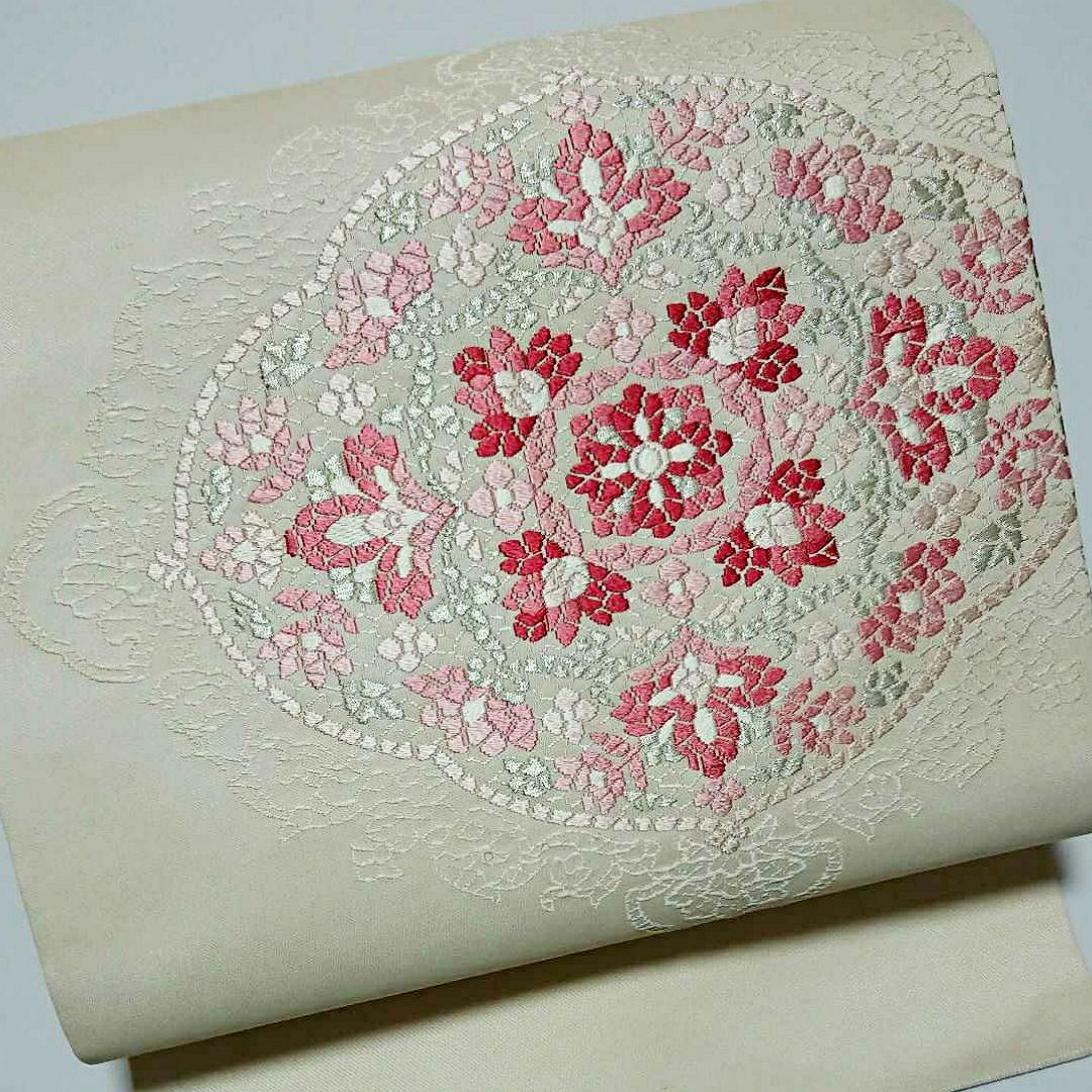 紬 刺繍 蝶 花 着物 日本販売正規品 レディース | institutodelacalidad.cl