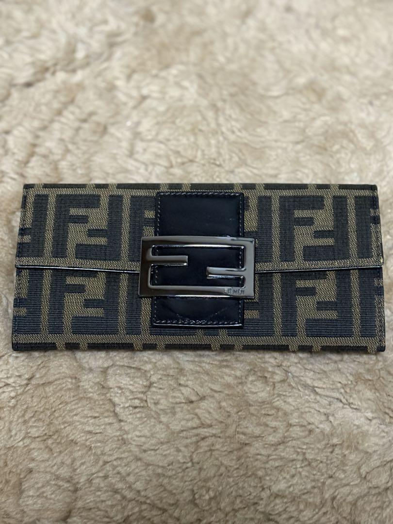 Fendi フェンディ　ズッキーノ　マンマ　FFロゴ 長財布