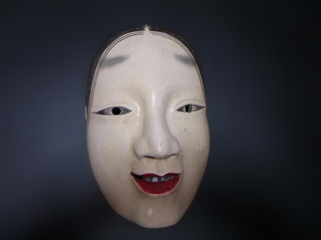 能面小面木製胡粉塗り目立った傷や汚れなし