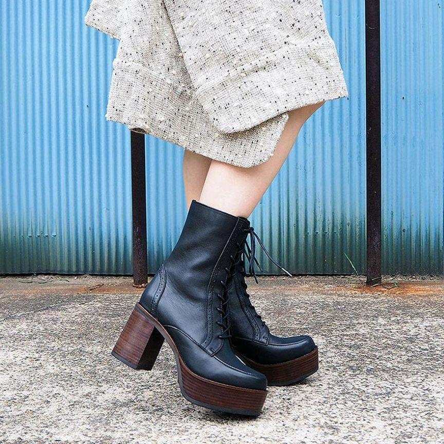 新品 24cm あしながおじさん 本革ブーツ 黒 ブラック