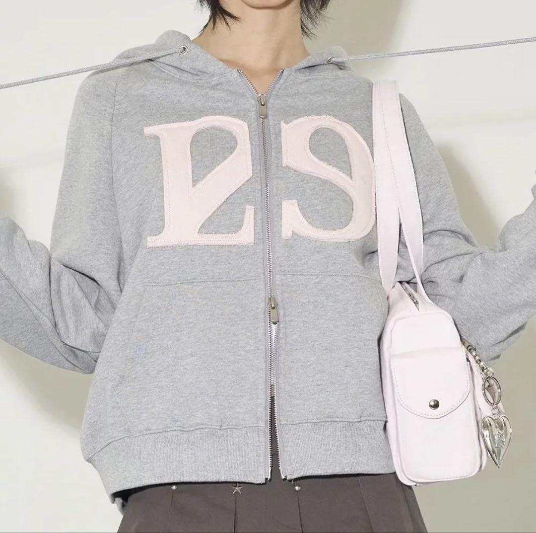 ILLIGOグレーパーカー♡ ILLIGO グレー パーカー