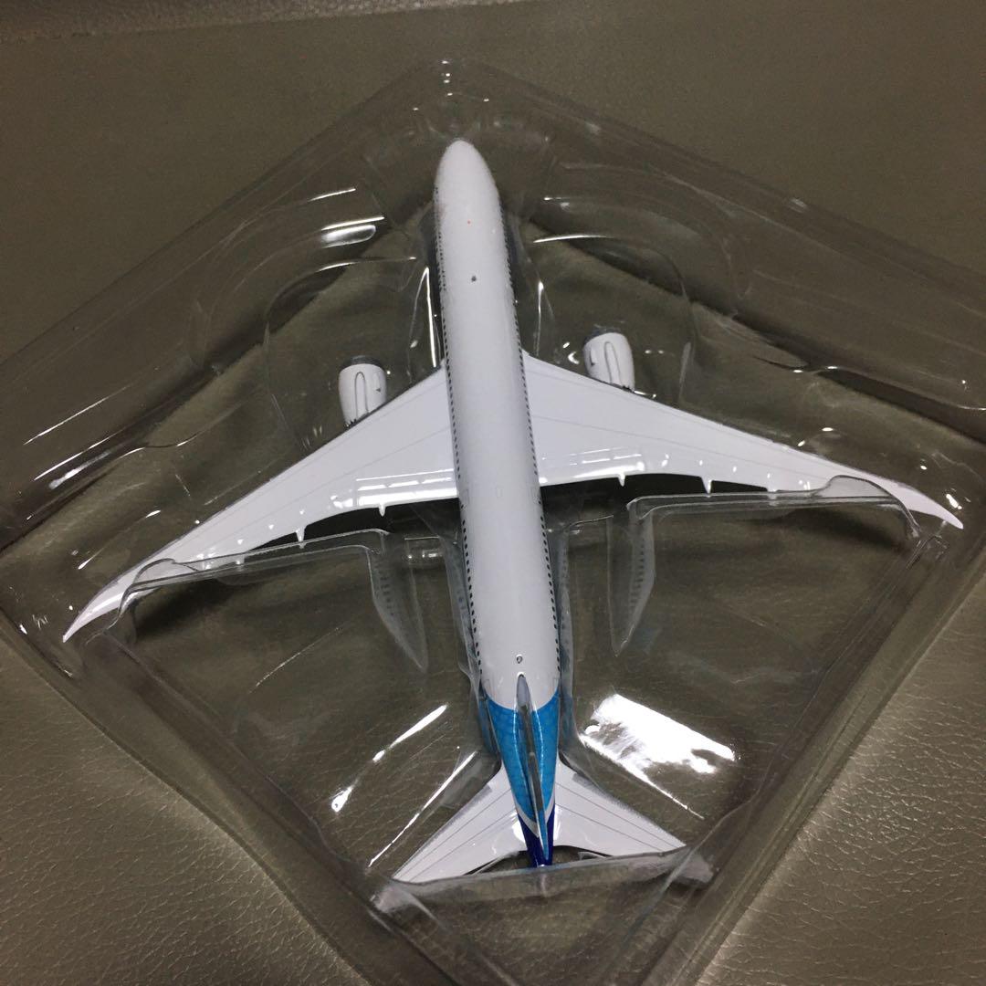 航空機・ヘリコプター B 787-9