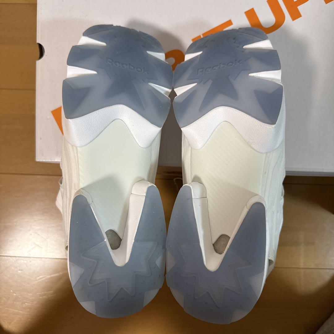 【新品未使用】リーボックReebok InstaPump Fury GW4818