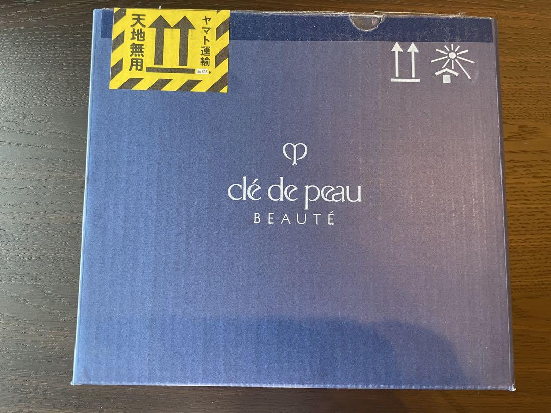 CLÉ DE PEAU BEAUTÉ gift set 最新ラディアンスギフト