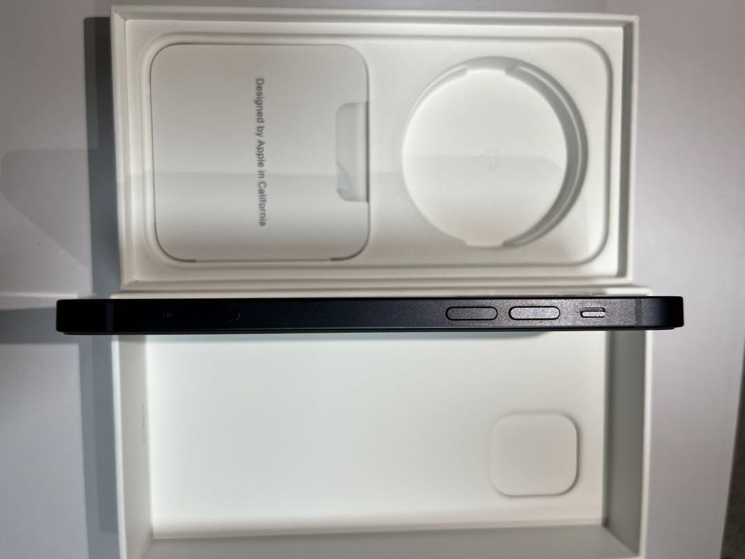 iPhone12 64GB ブラック SIMロック解除