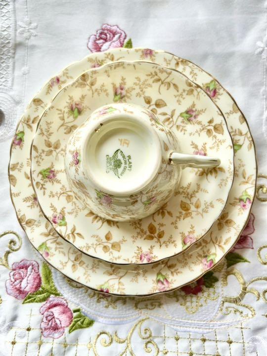 最終値下【美品】1930年代 タスカン プラスチックコップ
 Dubarry