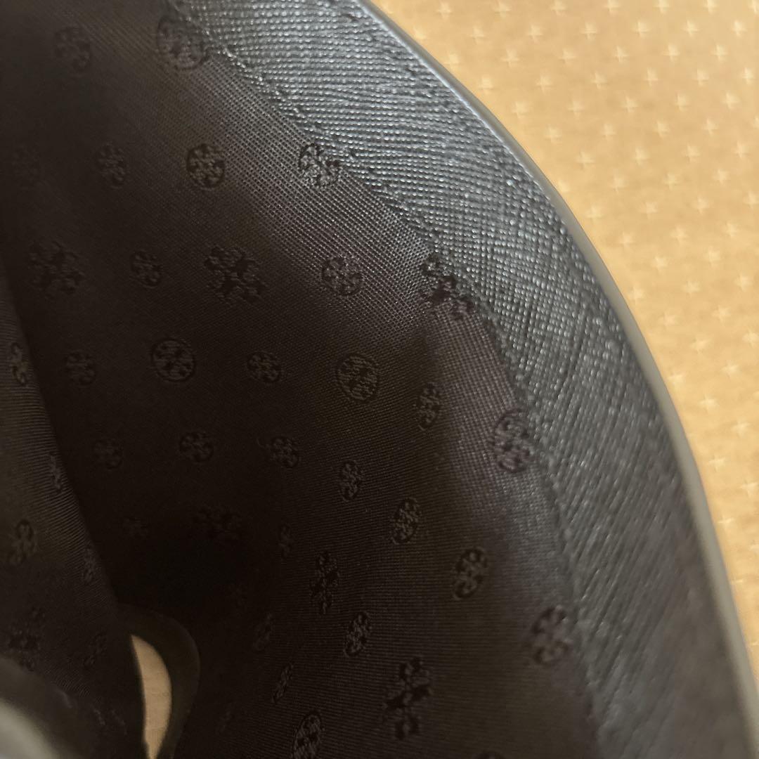 トリーバーチジッパー付き財布　美品