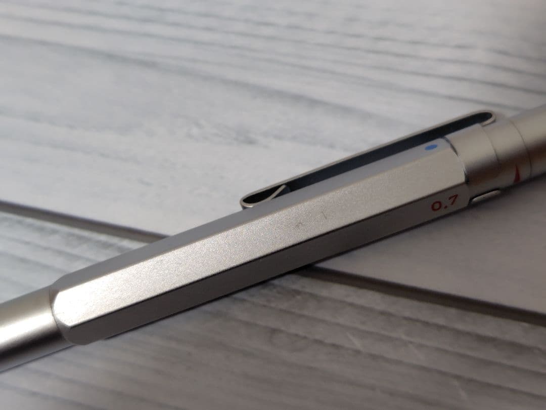 ニュートン シルバーrOtring