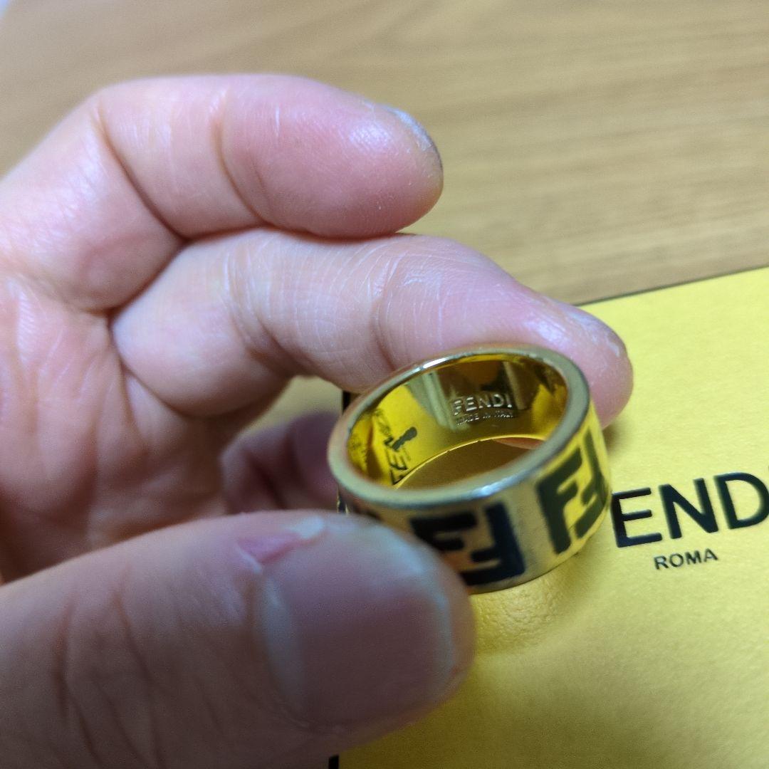 【最終価格】フォーエバー FENDI リング ズッカ柄　Mサイズ FENDI - 新品 フェンディ FENDI リング フォーエバー フェンディ