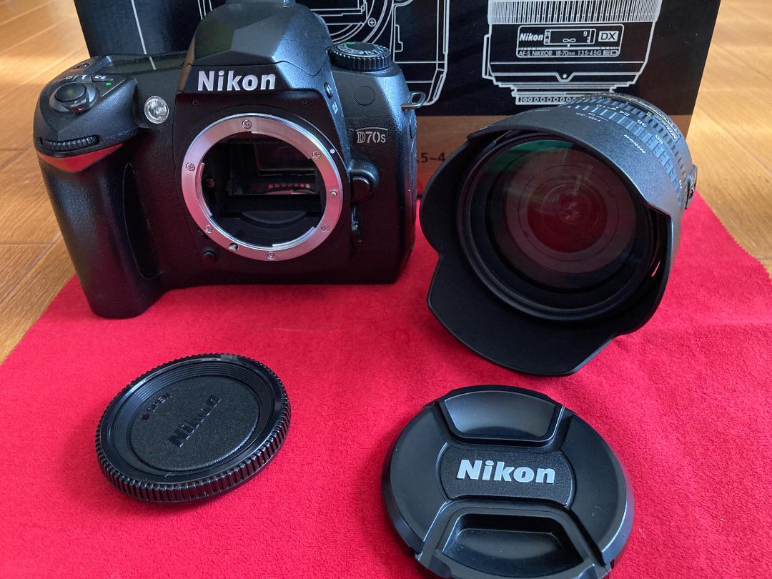 NIKON D70S