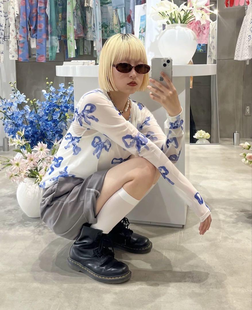 【即日発送】BABY BLUE RIBBON SEE-THROUGH TOPS