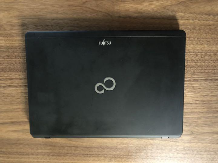 LIFEBOOK　SH76/E FMVS76E