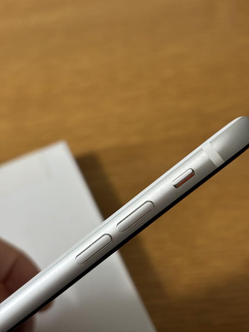 iPhone SE 第2世代 (SE2) ホワイト 128 GB SIMフリー