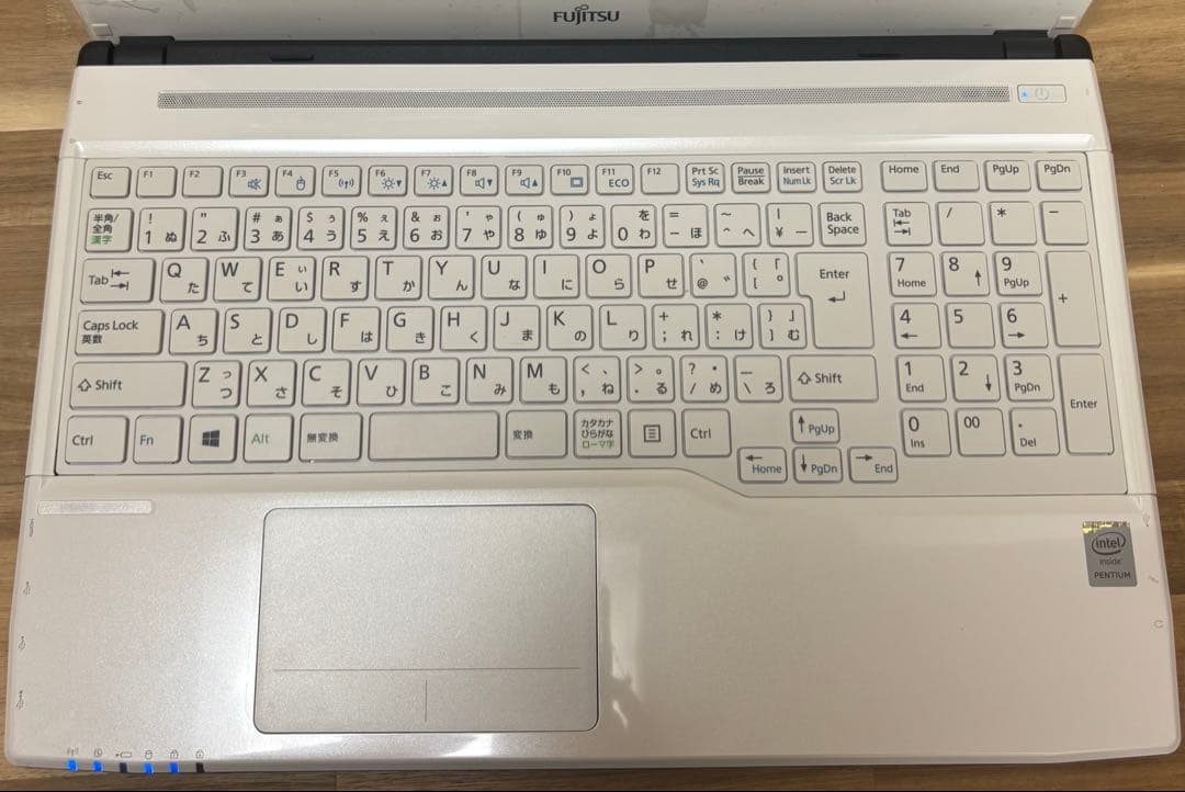 メモリ8GB Office2021目立った傷や汚れなし