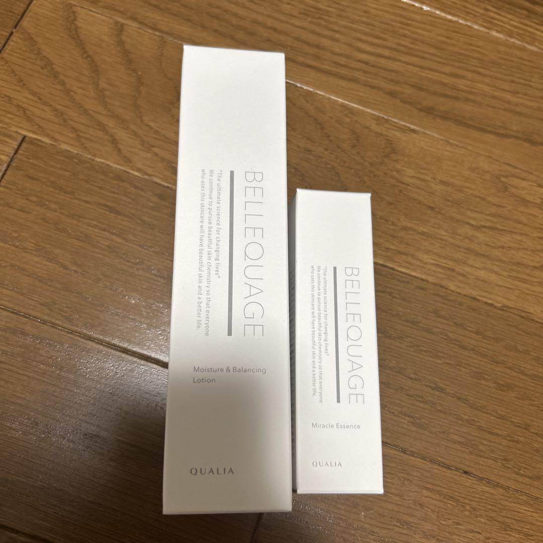 ベルクアージュ　クオリア　化粧水と美容液のセット