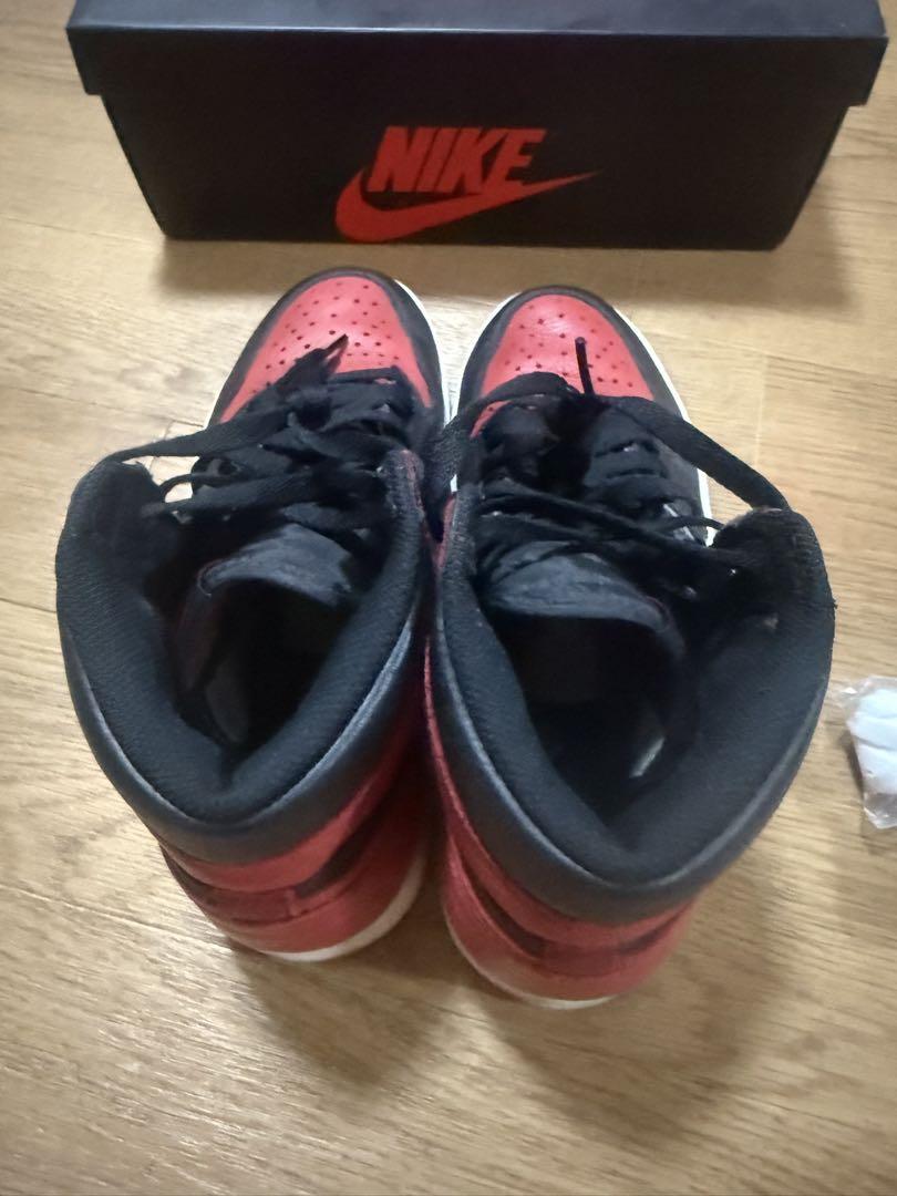 Nike Air Jordan 1 Retro High OG Bred2016