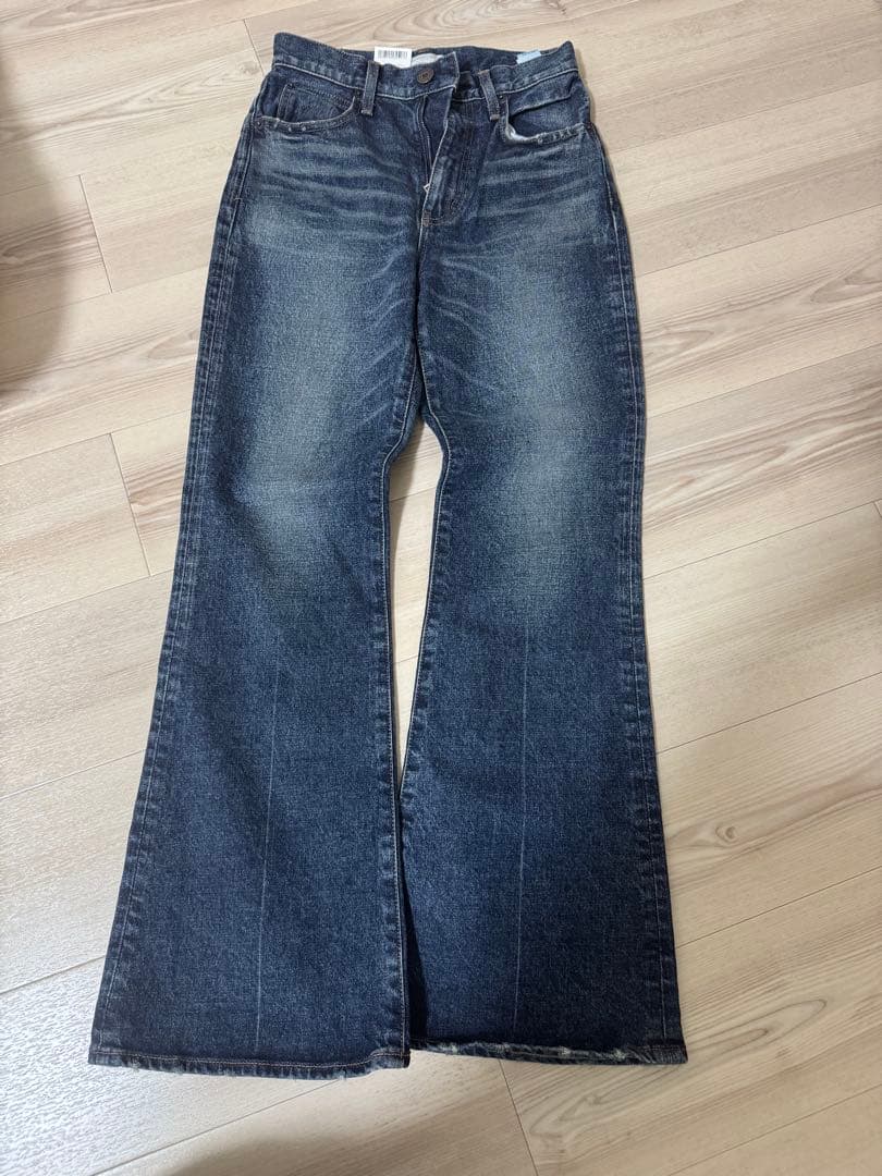 【新品未使用】moussy MVS FLARE フレアデニム 25インチ 【新品未使用】moussy MVS FLARE フレアデニム 25インチ