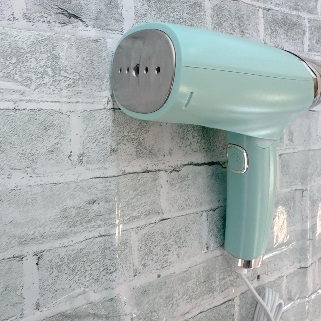 そ スチームアイロン 軽量 スチーマー 折り畳み ハンガーにかけたまま そ スチームアイロン 軽量 スチーマー 折り畳み ハンガーにかけたまま