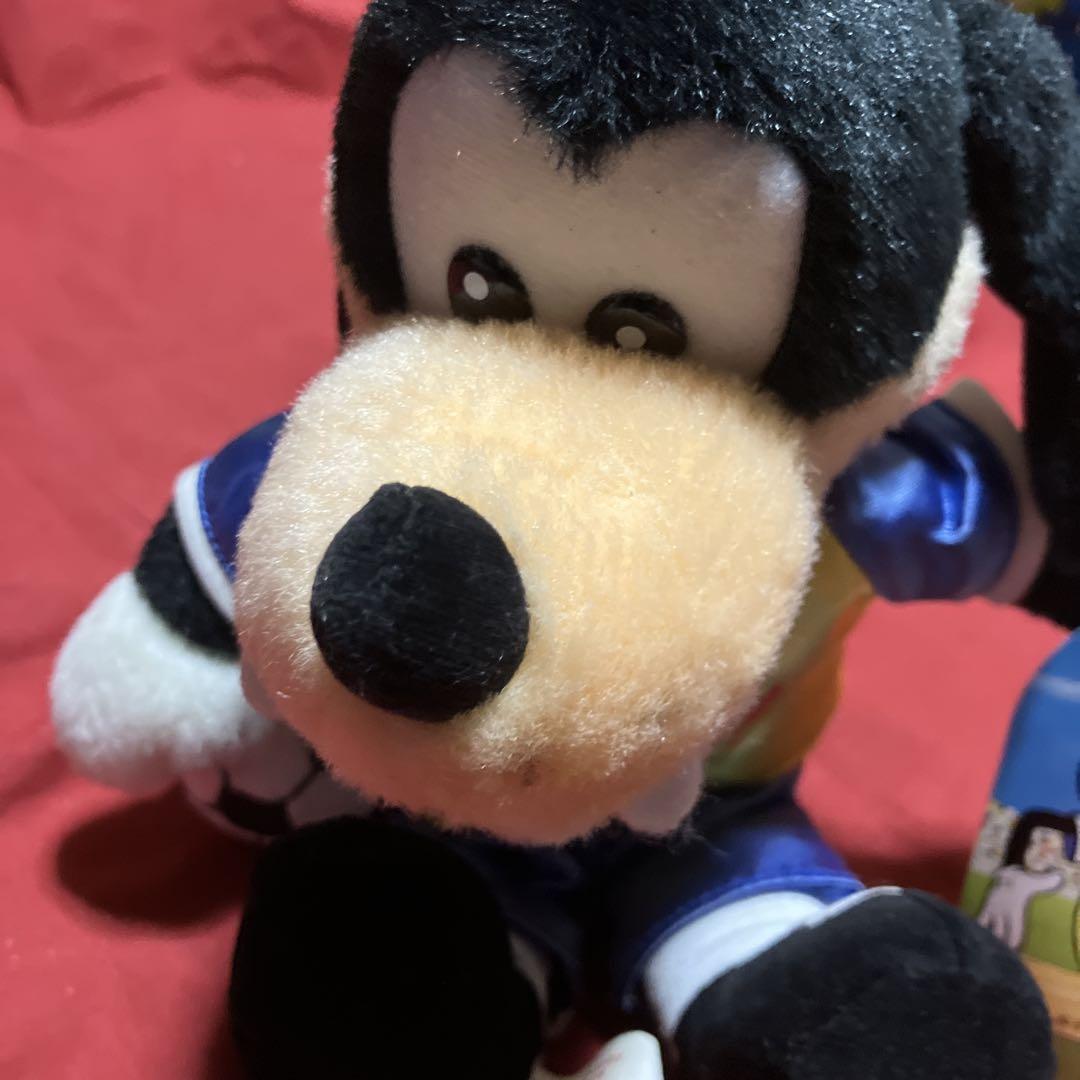 ディズニー グーフィー ぬいぐるみ　サッカー　コスチューム　スポーツ