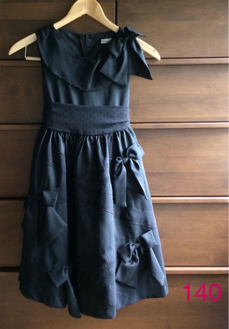 メルカリ キャサリンコテージ リボンブラックドレス フォーマル ドレス 1 780 中古や未使用のフリマ