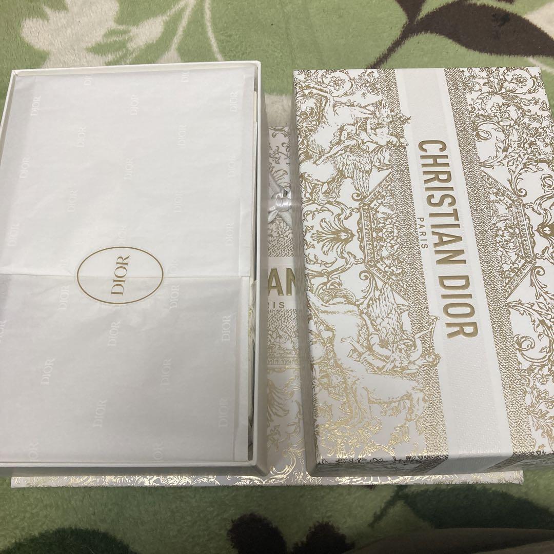 Dior 化粧品　新品未使用