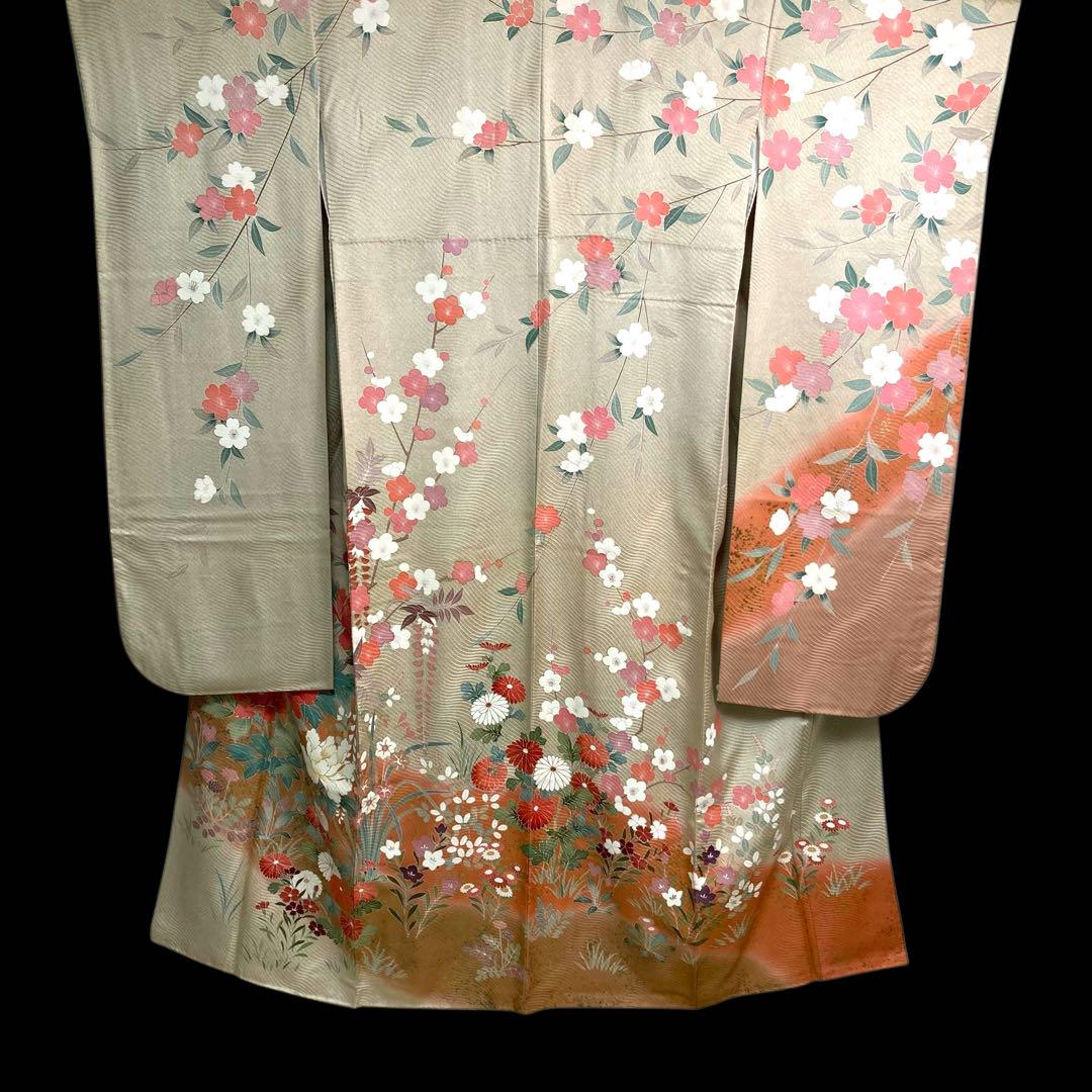 美品 草花模様刺繍振袖 金駒刺繍/裄68丈164 サンドベージュ c45