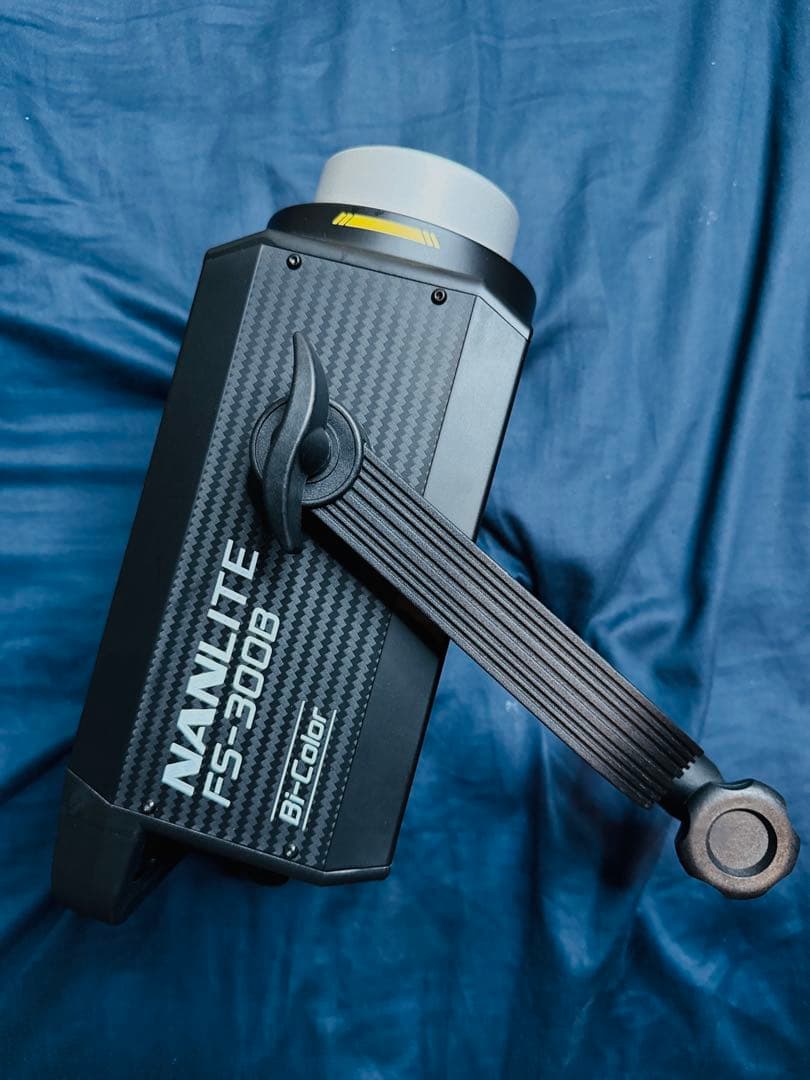 NANLITE/ナンライト FS-300B バイカラー350W 中古 NANLITE/ナンライト FS-300B バイカラー350W 中古