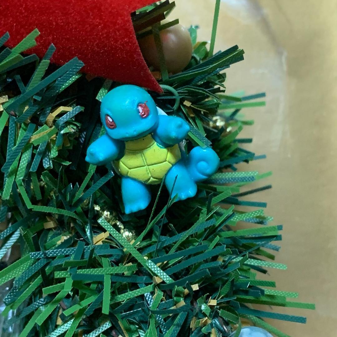 激レアポケモンクリスマス2004年ピカチュウサンタ クリスマスリースおまけお皿付 ポケモンセンター クリスマス 2004 ピカチュウサンタ ぬいぐるみ