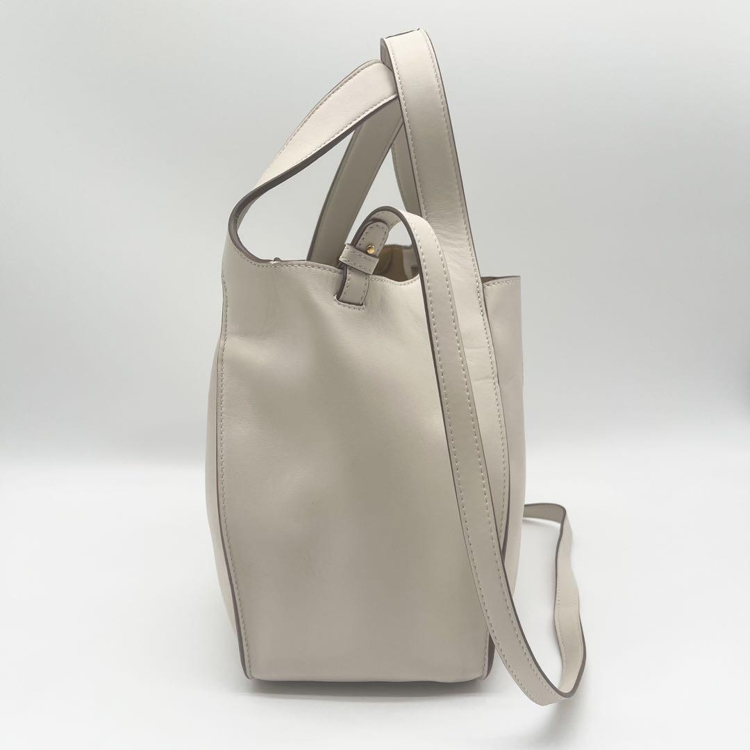 超人気ブティック 美品✨ステラマッカートニー ロゴトートバッグ 2way アイボリー バッグ