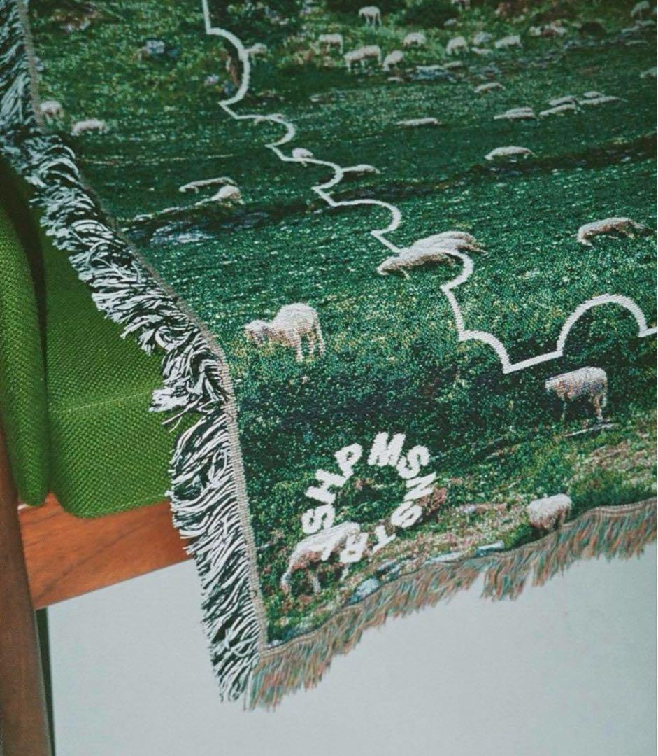 新品・未使用品】MAISONSTRAYSHEEP RUG GREEN ラグ - メルカリ