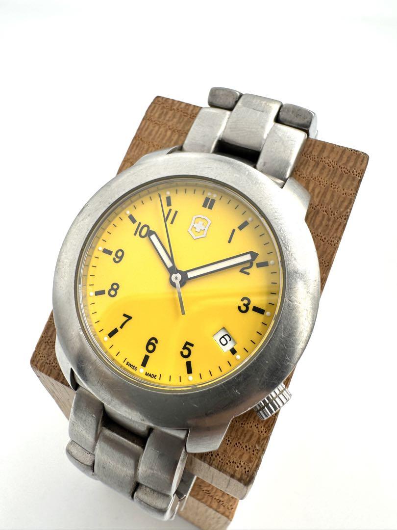 VICTORINOX SWISS ARMY クォーツ腕時計 A3682
