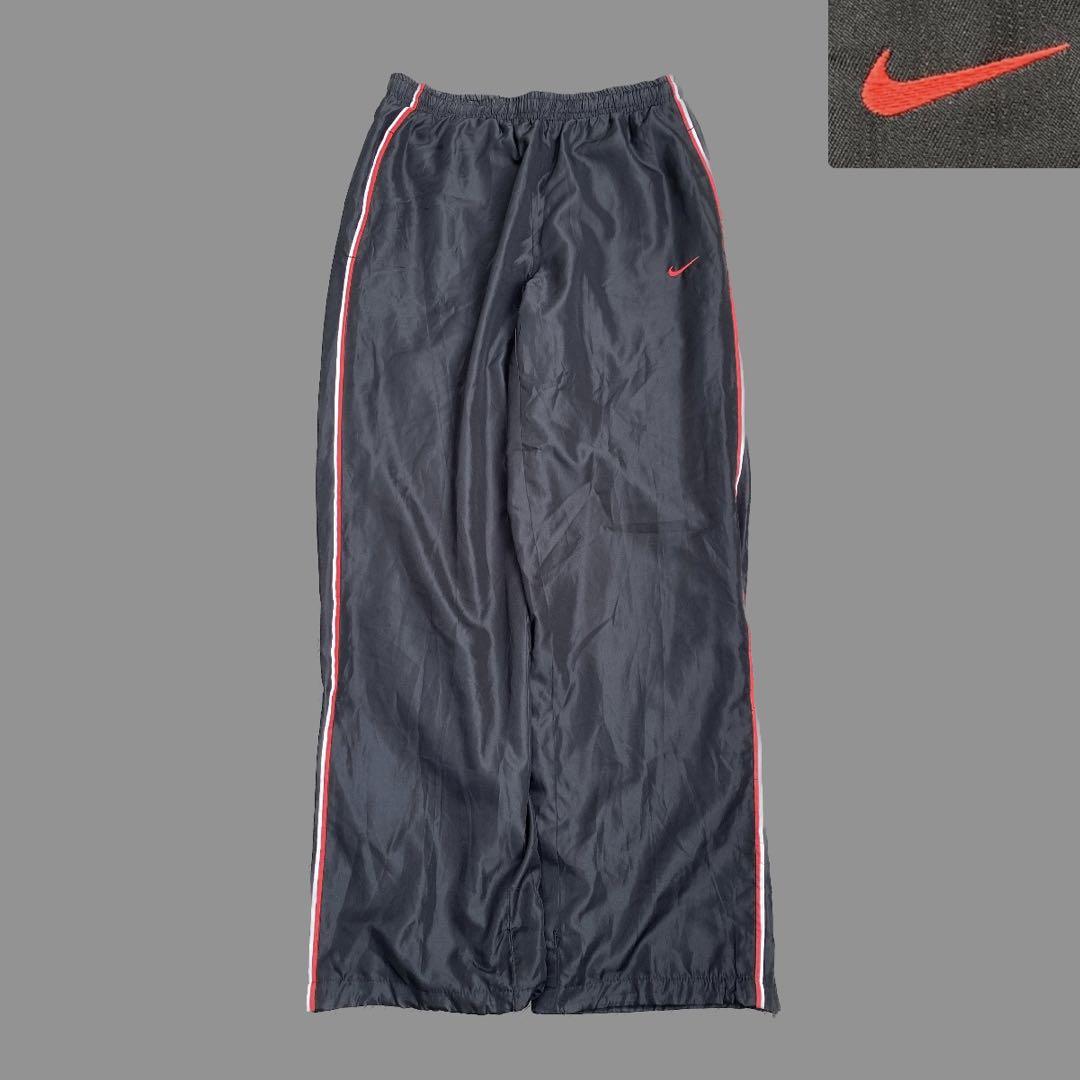 【kkens ページ】NIKE ラインロゴ ナイロントラックパンツ NIKE トラックパンツ ジャージ L ブラック ポリエステル サイド