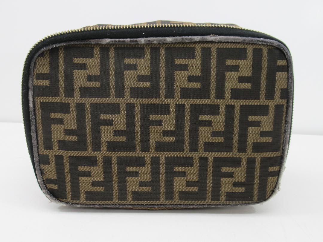 FENDI フェンディ ズッカ柄 バニティ ポーチ バッグ 折りたたみ U19