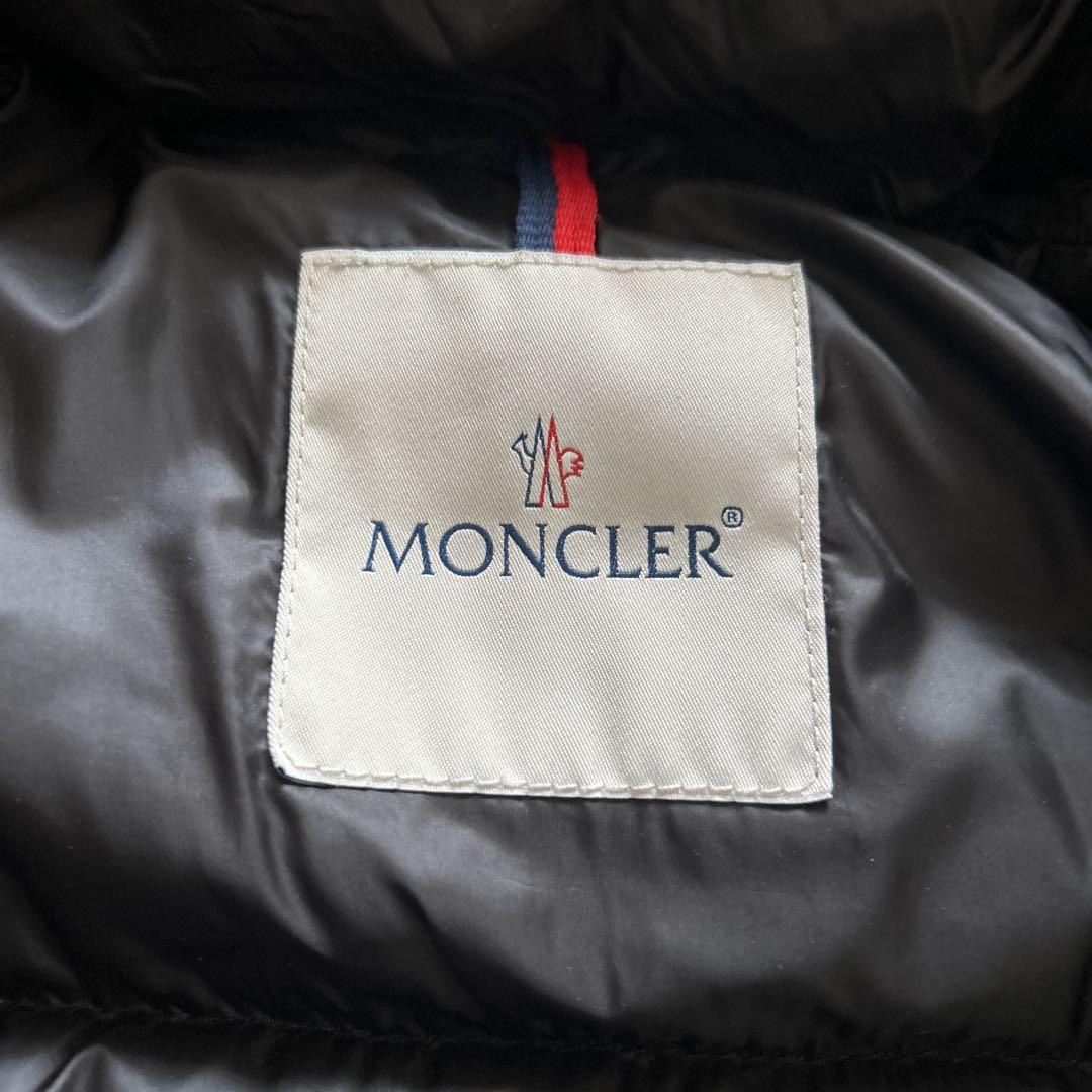 MONCLER