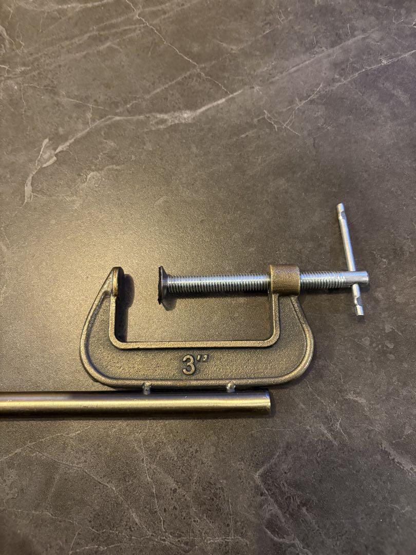 Root Outdoor フック付きランタンスタンド