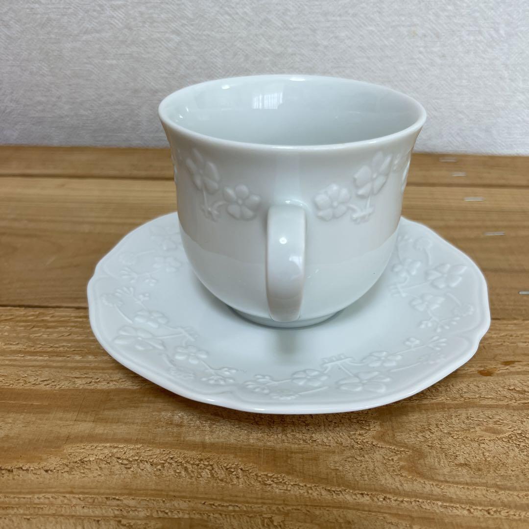 予約販売 値下げ】アピルコ APILCO レリーフ柄 コーヒーカップ・ソーサー 食器