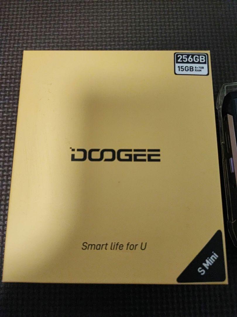 【美品】DOOGEE S Mini 本体 simフリー  保護フィルムおまけ付き 専用 DOOGEE S Mini 本体 simフリー 美品 ケース フィルム