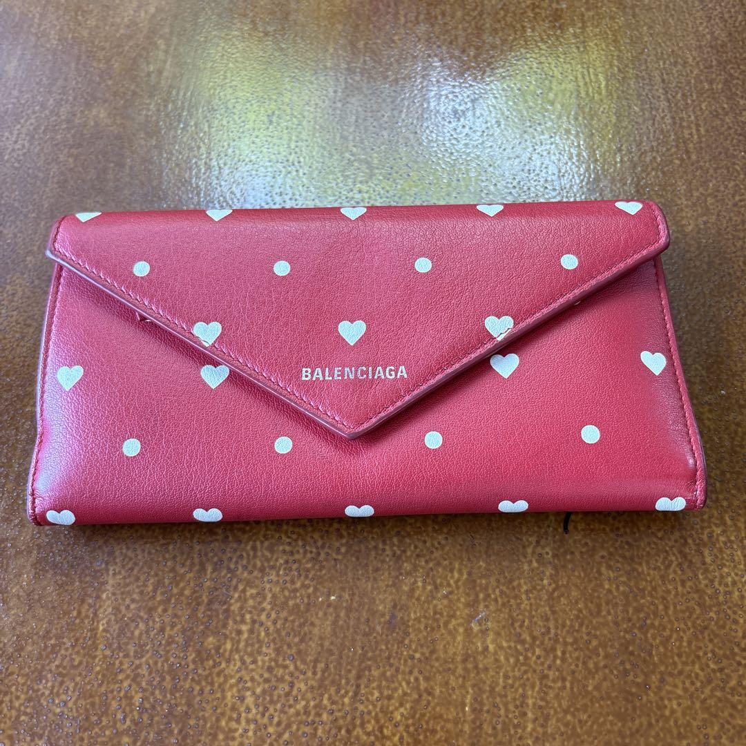 BALENCIAGA ハート模様 レッド長財布