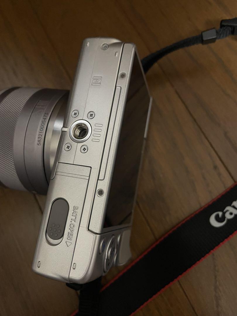Canon EOS M100 ミラーレス一眼