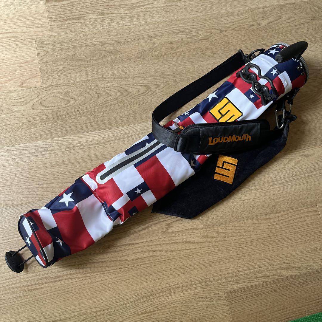 LOUDMOUTHセルフスタンドキャリーバッグ
