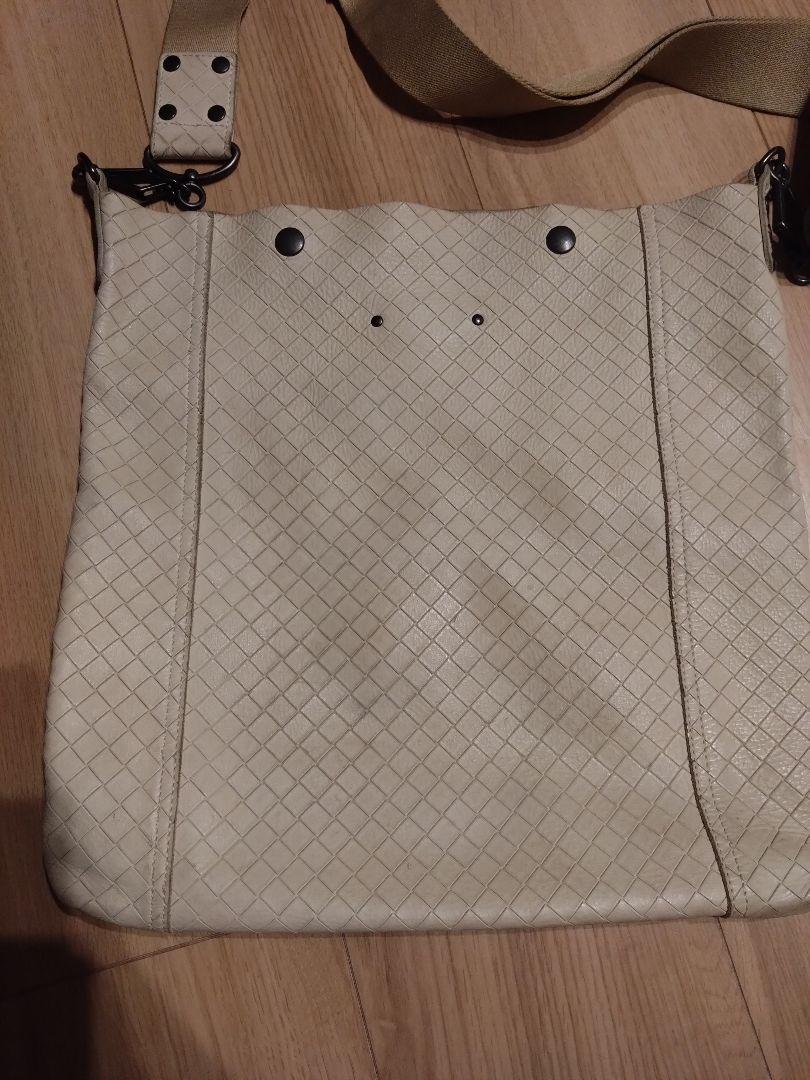 ベージュ bottega veneta ショルダーバッグ