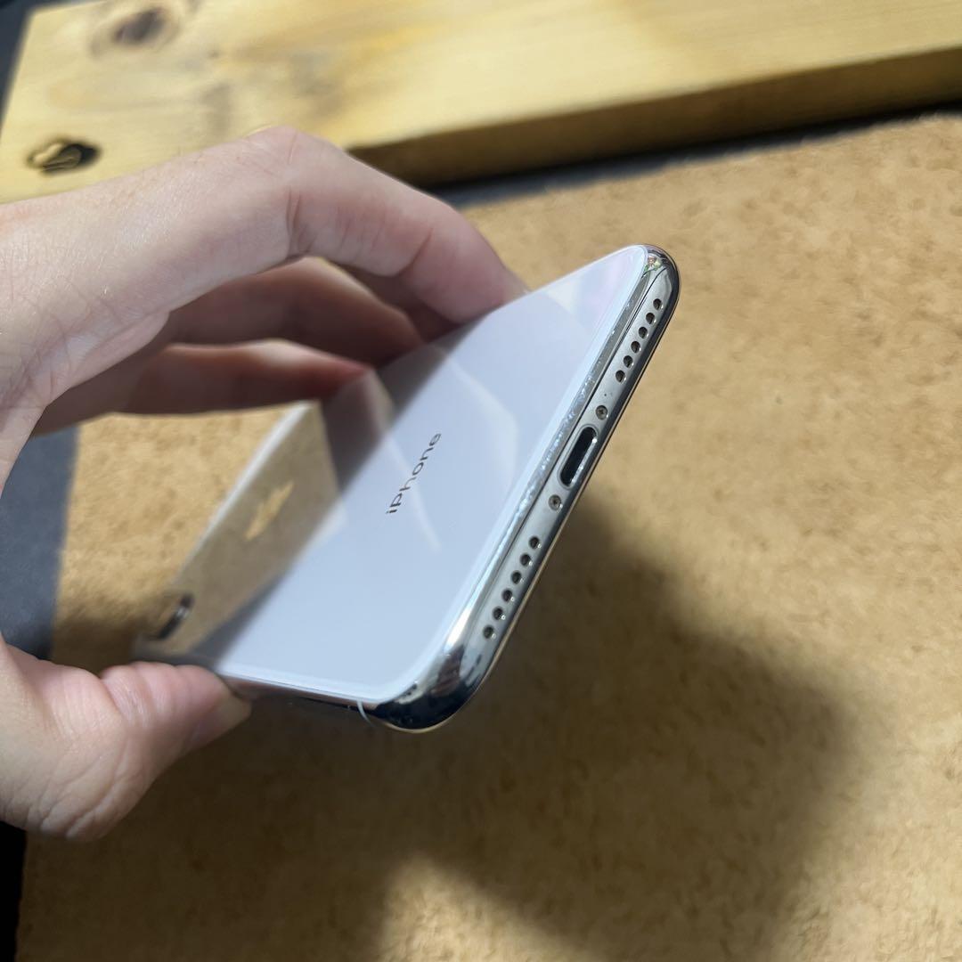 【即購入可】付属品完備Apple iPhone X シルバー SIM フリー