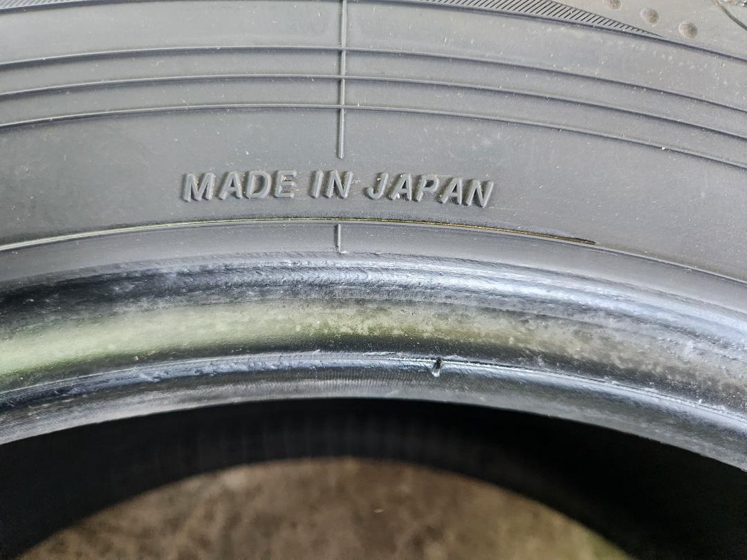 送料込☆2020年製 ヨコハマタイヤ 215/60R17 日本製☆2本
