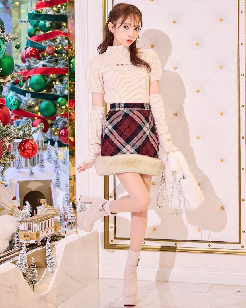 新品タグ付き ミシェルマカロン ファーチェックミニスカート