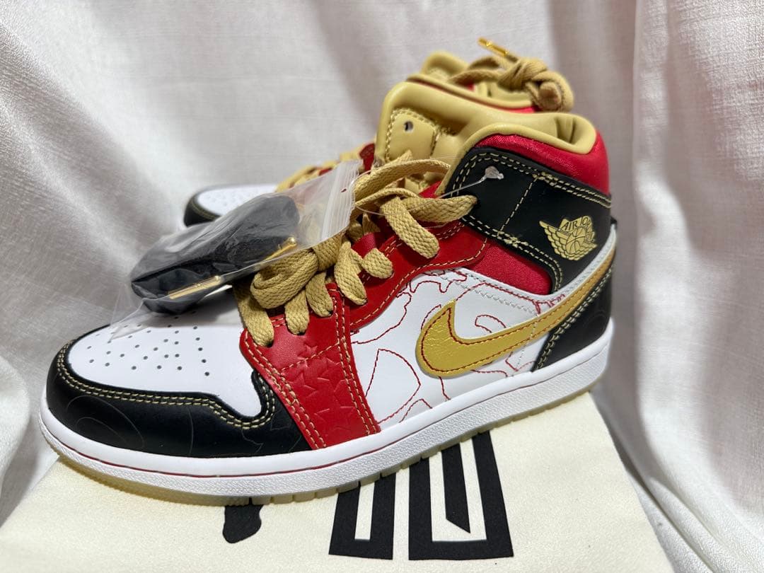 未使用品 NIKEAirJordan 1 Mid XQ China 23.5cm 未使用品 NIKEAirJordan 1 Mid XQ China 23.5cm