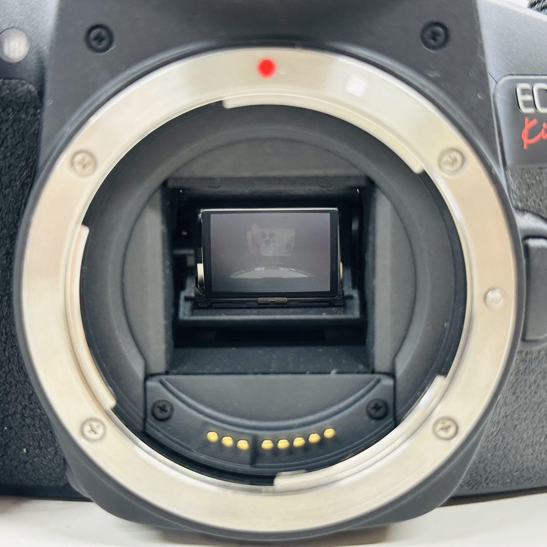 Canon EOS Kiss X10i ボディ efs 18-55mm