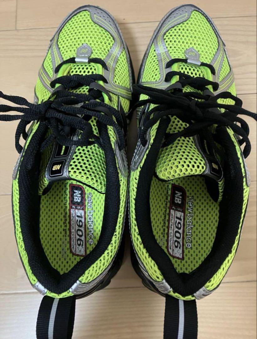 靴 newbalance M1906RCG